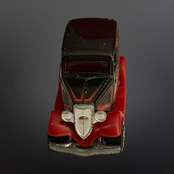 2009 Hot Wheels Treasure Hunt Red Black 34 Ford Delivery Truck Diecast Car 1:64 - Picture 2 of 8